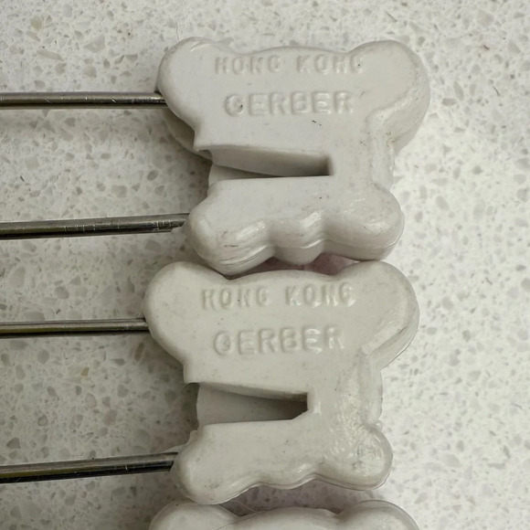 Set of 4 Vintage Bear Diaper Pins White Bears Red Bow Ties Nursery Retro Baby - Picture 6 of 7